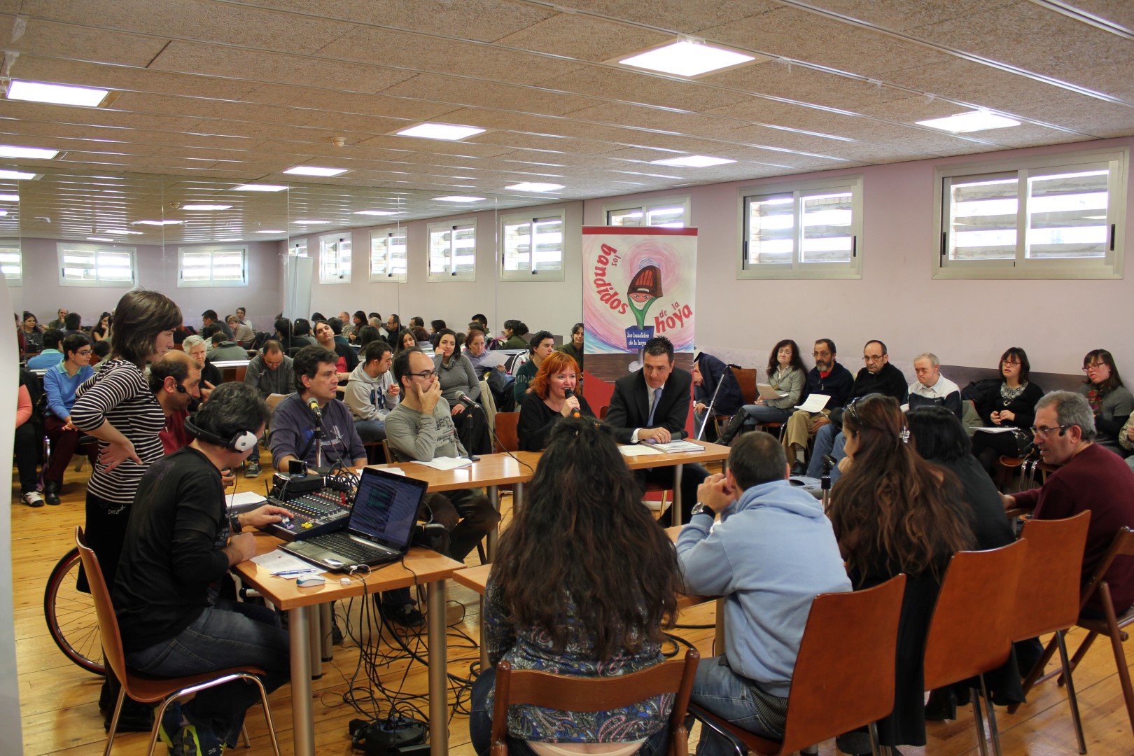 BANDIDOS CAIXA CADIS