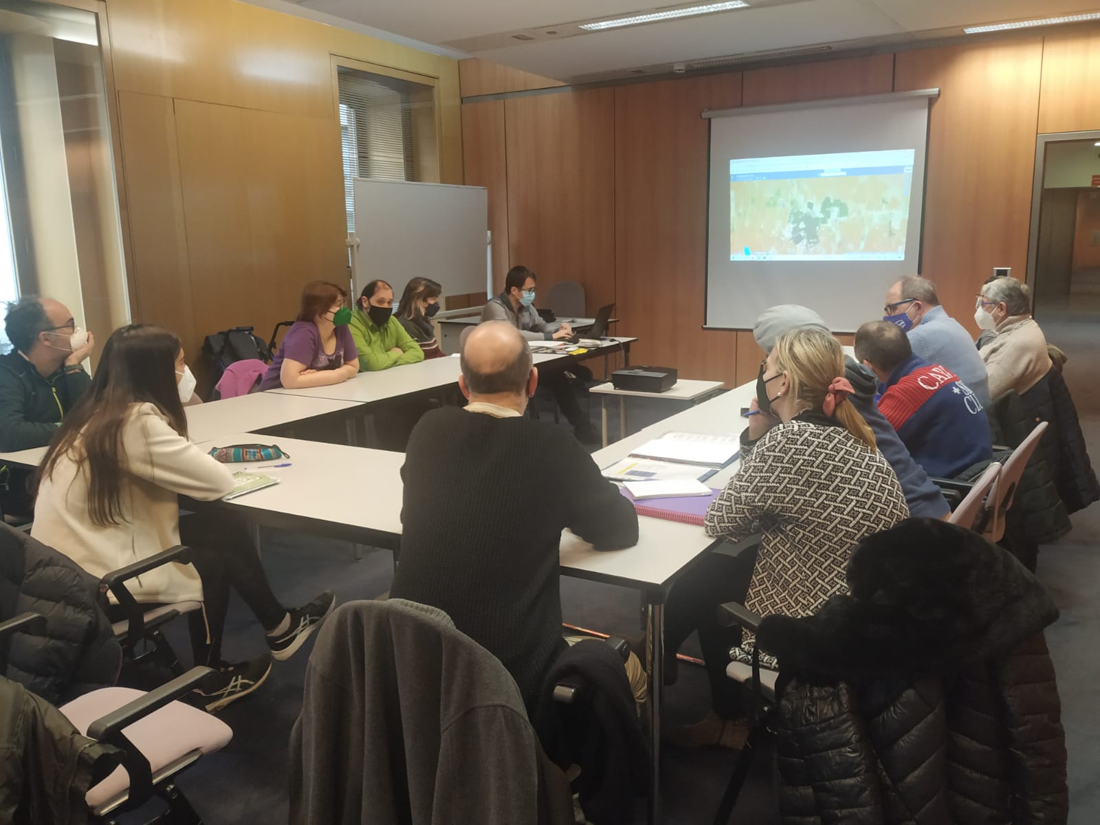 Mesa de redacción del equipo de Igual Da 