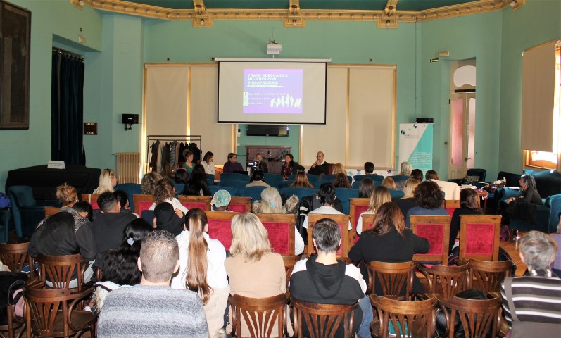 Aforo en Jornada Mujer CADIS Huesca Small