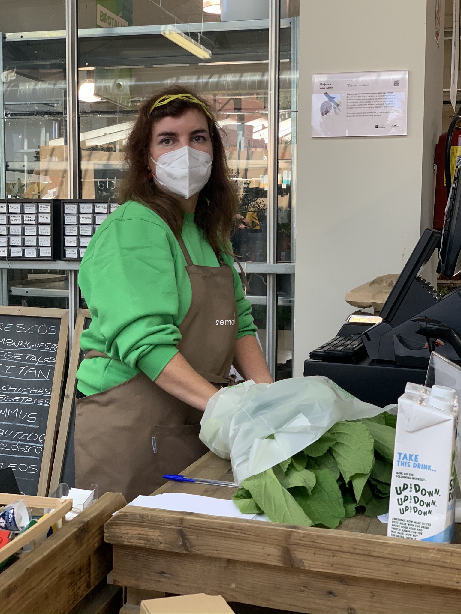 fotografías del Proyecto Mujeres con Alma,  enmarcado en la E.T Alma Commerce