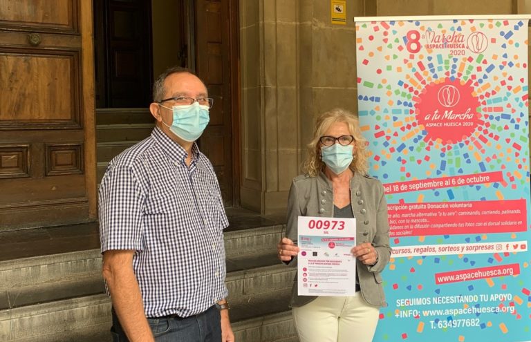 Silvia Salazar subdelegada del Gobierno y Paco Ratia director de Aspace Huesca 