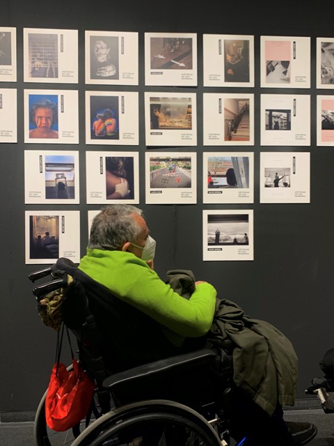 Visita usuarios de ASPACE Huesca. Foto Rocío y Paula