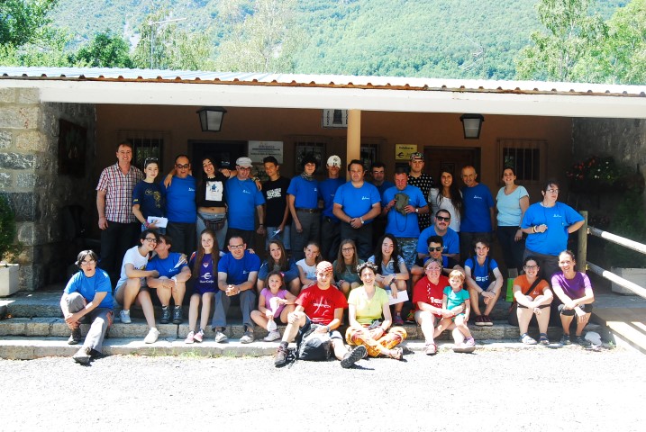Voluntarios de Santa Ana Small
